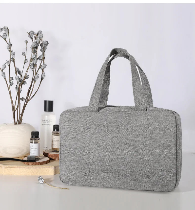 Travel Waterproof Folding Dry and Wet Separation Toiletry Bag - Passport Outfitters Apparel 